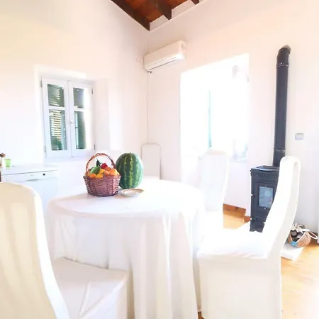 The Olive Press Hotel 4*