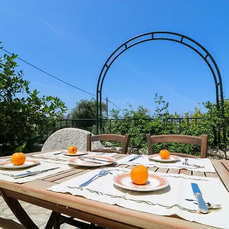 The Olive Press 4*
